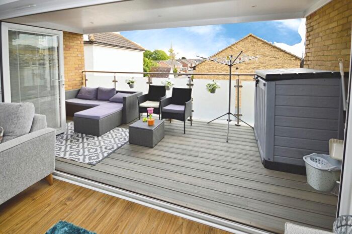 2 Bedroom Maisonette For Sale In Main Road, Hoo, Rochester, Kent, ME3