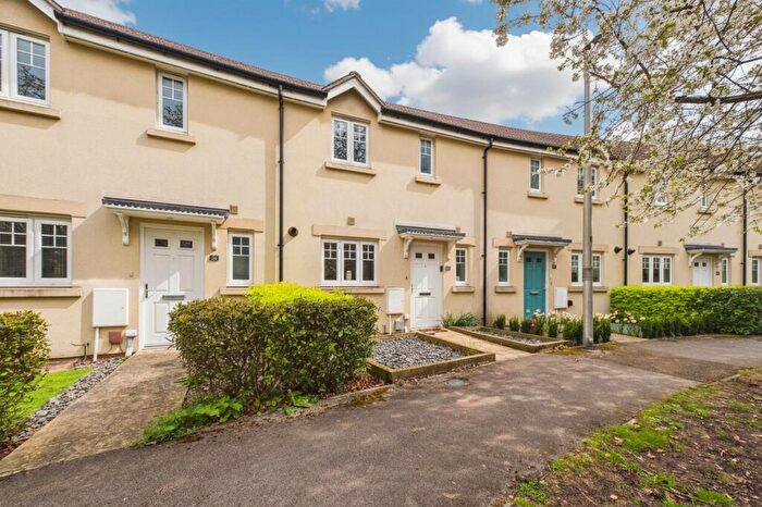 3 Bedroom Terraced House For Sale In Gemini Gardens, Wokingham, Berkshire, RG40
