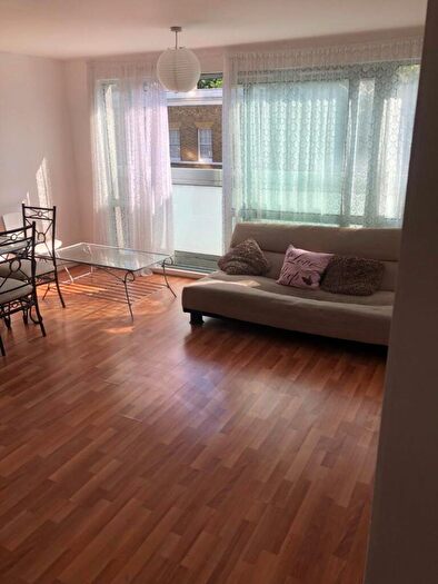 2 Bedroom Apartment To Rent In The Theatre Buildings, E3