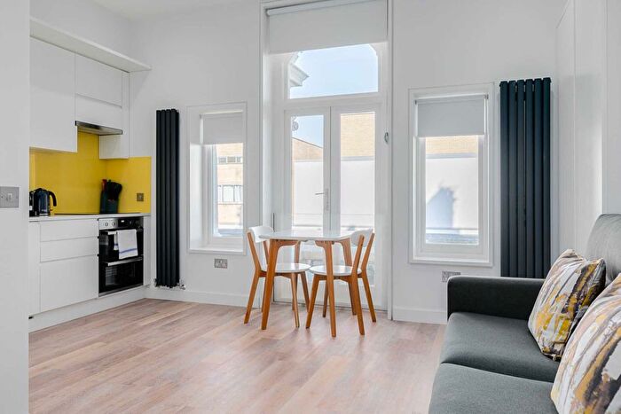 Studio To Rent In Porchester, Bayswater, London, W2