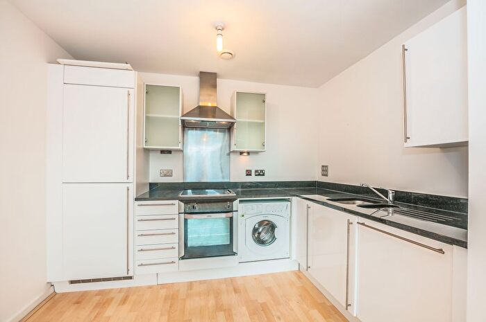 1 Bedroom Flat To Rent In Providence Place, Maidenhead, SL6