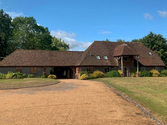 4 Bedroom Farmhouse For Sale In Southenay Lane, Sellindge, Ashford, TN25