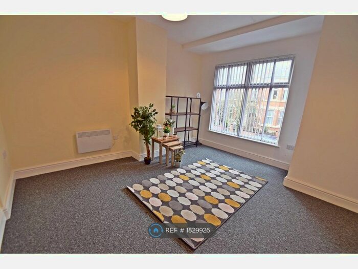 1 Bedroom Flat To Rent In Woodfield Road, Manchester, M8