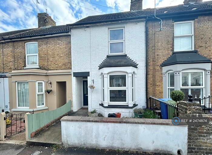 3 Bedroom Terraced House To Rent In Burley Road, Sittingbourne, ME10