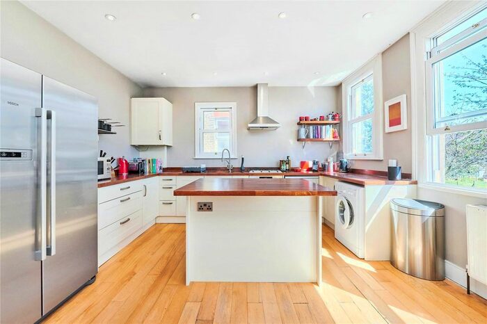 4 Bedroom Maisonette To Rent In Salterford Road, London, SW17