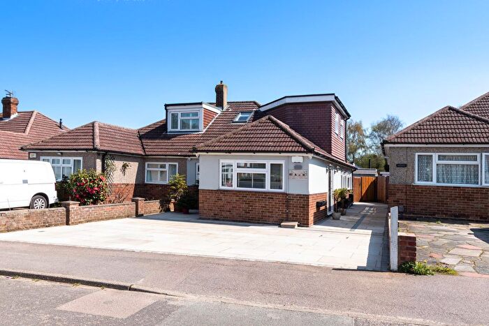 4 Bedroom Property For Sale In Beechenlea Lane, Swanley, BR8
