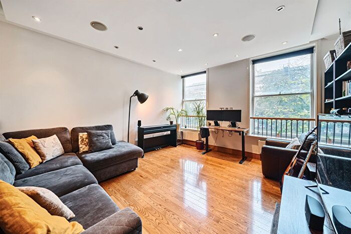 1 Bedroom Flat For Sale In Bloomsbury Square, London, WC1A