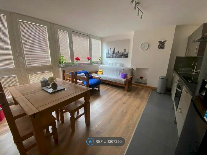 4 Bedroom Maisonette To Rent In Short Let Inclusive Of Weekly Clean, London, SW15