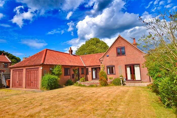 5 Bedroom Detached Bungalow For Sale In Starling Rise, Sidestrand, Cromer, NR27