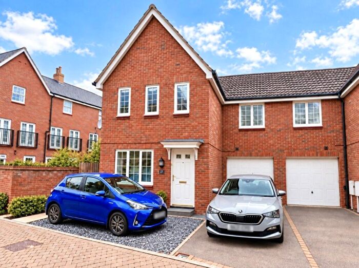 3 Bedroom Semi Detached House For Sale In Copenhagen Way, Norwich, Norfolk, NR3