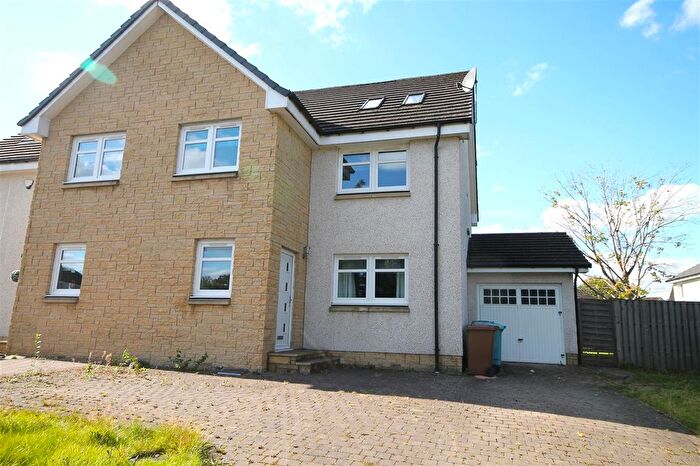 4 Bedroom Semi-Detached House For Sale In Carnbroe Road, Coatbridge, ML5