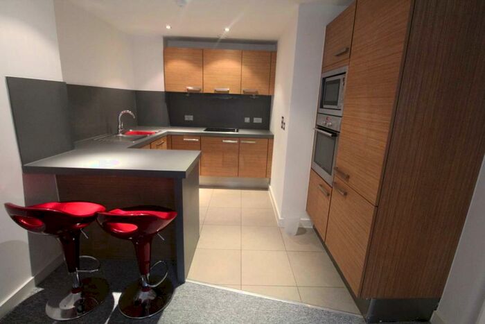 1 Bedroom Apartment To Rent In Britton House Lord Street, Manchester, M4