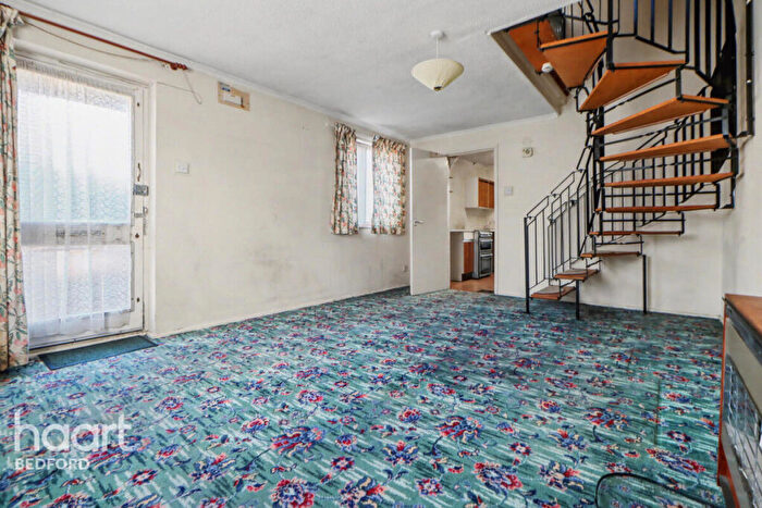 2 Bedroom End Of Terrace House For Sale In Ullswater Close, Bedford, MK45
