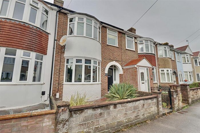 3 Bedroom Terraced House To Rent In Rothesay Road, Gosport, PO12