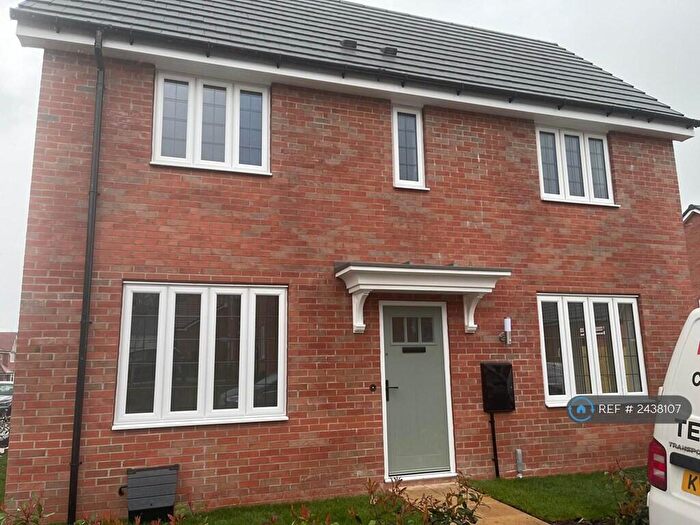 3 Bedroom Semi-Detached House To Rent In Jubilee Road, Edwalton, Nottingham, NG12