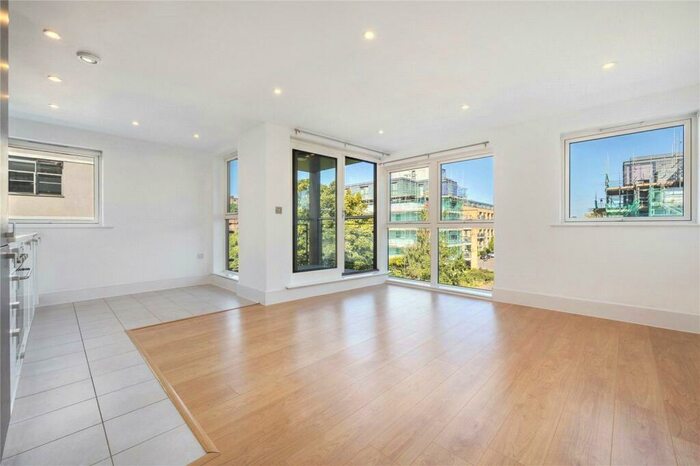 2 Bedroom Flat To Rent In Angel Wharf, Shepherdess Walk, N1