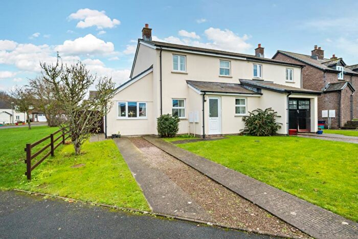 3 Bedroom Semi-Detached House For Sale In Hay-on-Wye, Hereford, HR3