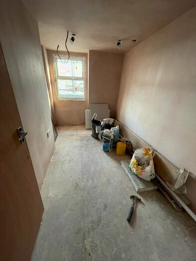 2 Bedroom Flat To Rent In Goldhawk Road, Hammersmith, W12