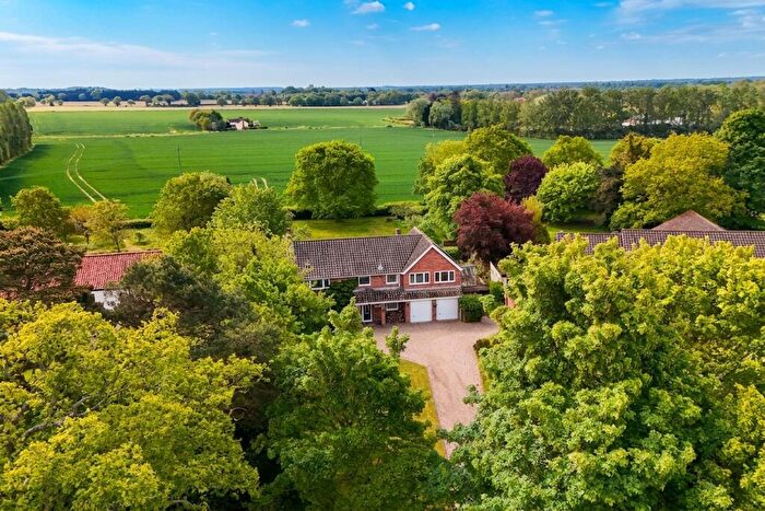 6 Bedroom Detached House For Sale In High House Lane, Blofield Heath, Norwich, NR13