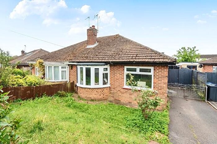 2 Bedroom Bungalow For Sale In Cavendish Road, Chesham, HP5