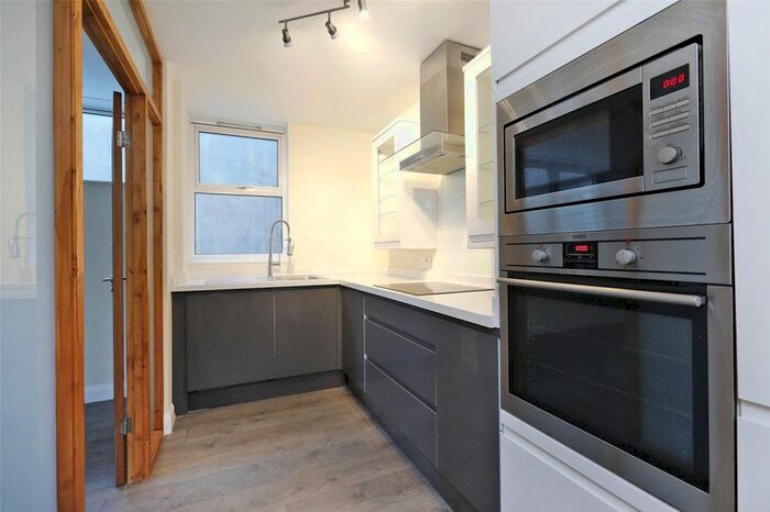 2 Bedroom Flat To Rent In Macklin Street, London, WC2B
