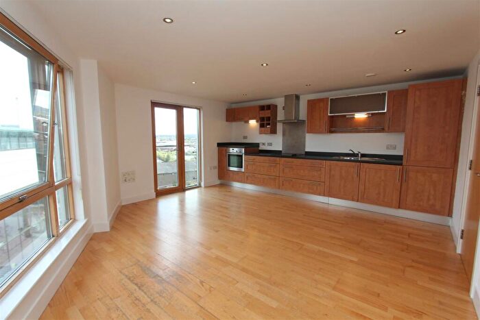 1 Bedroom Flat To Rent In McClintock House, Leeds Dock, LS10