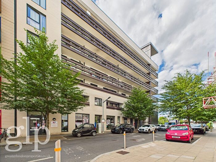 2 Bedroom Flat To Rent In Waterside Way, Tottenham Hale, N17