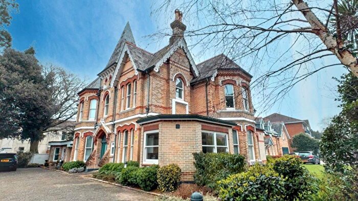 3 Bedroom Flat For Sale In Cavendish Road, Bournemouth, BH1