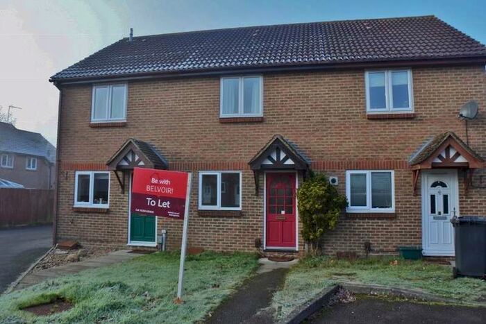 2 Bedroom Property To Rent In Marshall Gardens South View, Basingstoke, RG21