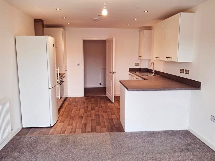 2 Bedroom Flat To Rent In Hartington Road, Altrincham, WA14