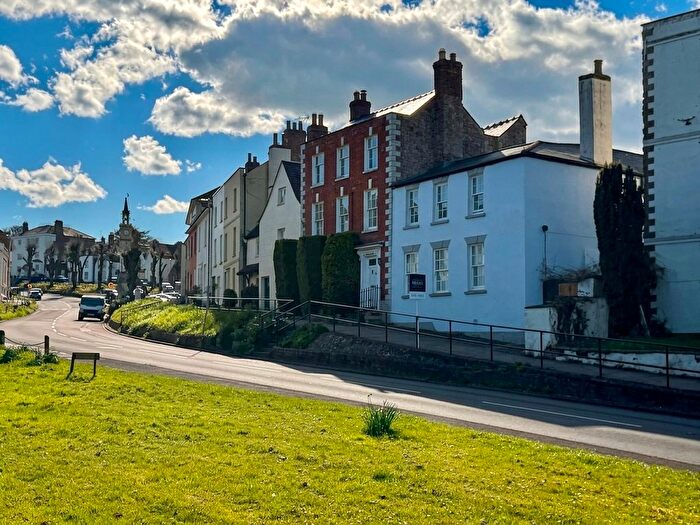 4 Bedroom Semi-Detached House For Sale In High Street, Newnham, GL14