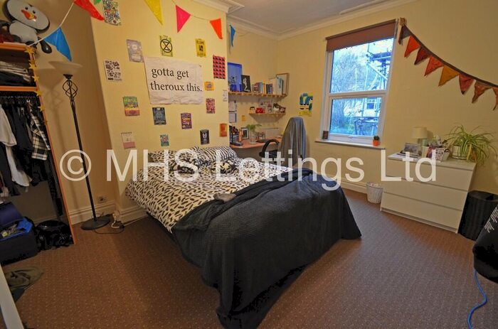 1 Bedroom End Of Terrace House To Rent In Richmond Mount, Leeds, LS6