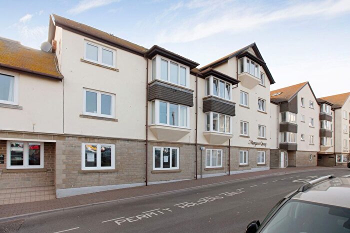 2 Bedroom Flat For Sale In Strand, Teignmouth, TQ14