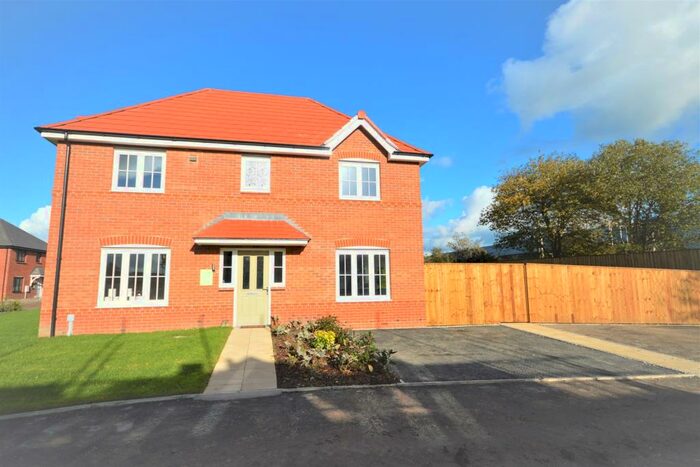 3 Bedroom Detached House To Rent In George Jackson Avenue, Holmes Chapel, CW4