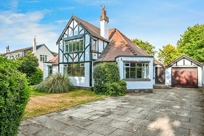 3 Bedroom Detached House For Sale In Montagu Road, Formby, Liverpool, Merseyside, L37