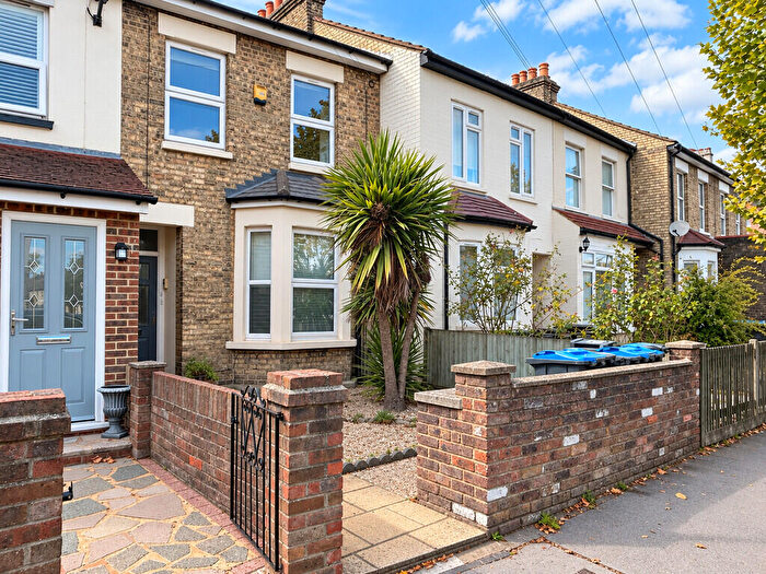 1 Bedroom Flat For Sale In Dartnell Road, Croydon, CR0