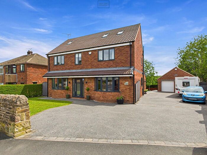 5 Bedroom Detached House For Sale In Langer Lane, Wingerworth, S42