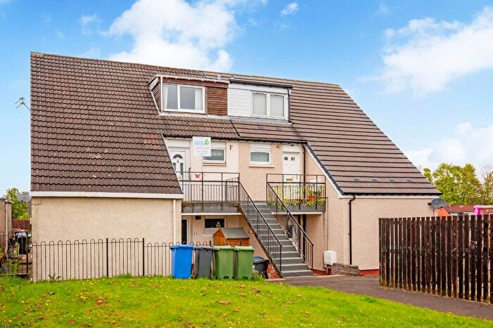 3 Bedroom Maisonette For Sale In Loch Maree Way, Whitburn, EH47