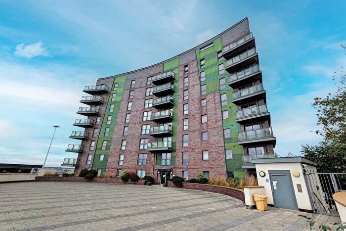 2 Bedroom Apartment To Rent In Echo Central, Leeds, LS9