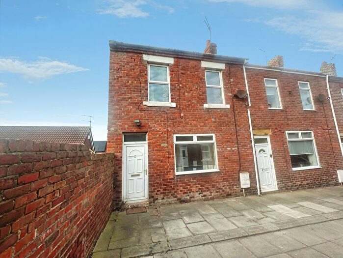 2 Bedroom Terraced House For Sale In Coronation Street, Newbiggin By The Sea, NE64