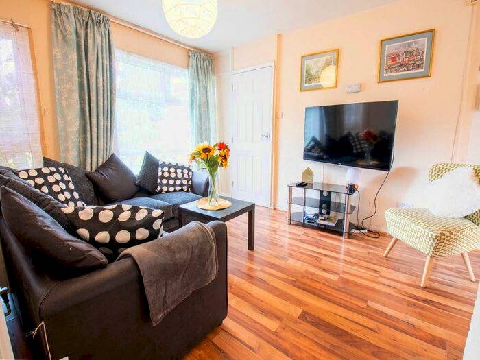 5 Bedroom Property To Rent In Somner Close, Canterbury, Kent, CT2