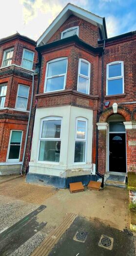 1 Bedroom Flat To Rent In Battery Green Road, Lowestoft, NR32