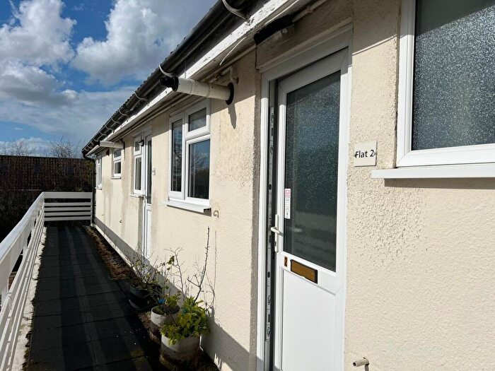 2 Bedroom Flat To Rent In Rodney Road, Backwell, BS48