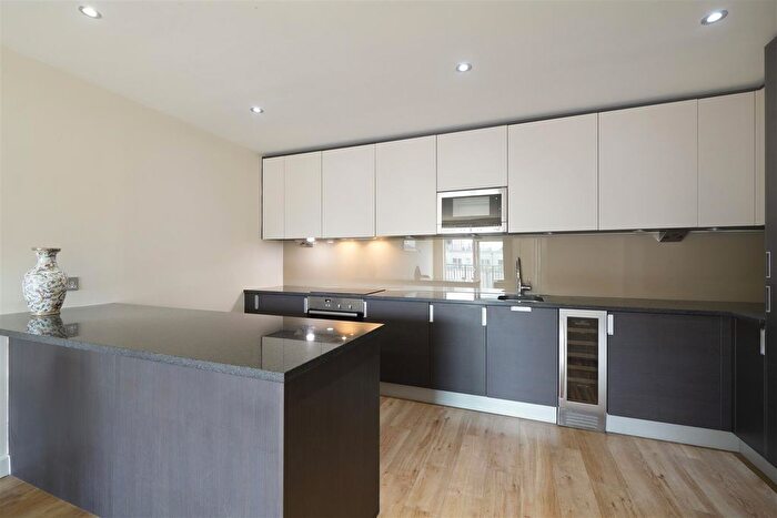 2 Bedroom Flat To Rent In Ellyson House, East Drive, Colindale, London, NW9