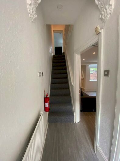 6 Bedroom Terraced House To Rent In Furness Road, Fallowfield, M14