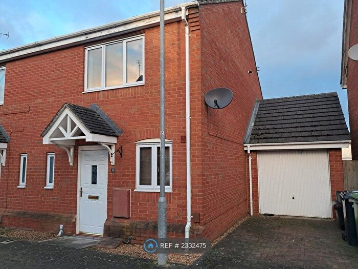2 Bedroom End Of Terrace House To Rent In Ruther Close, Peterborough, PE2