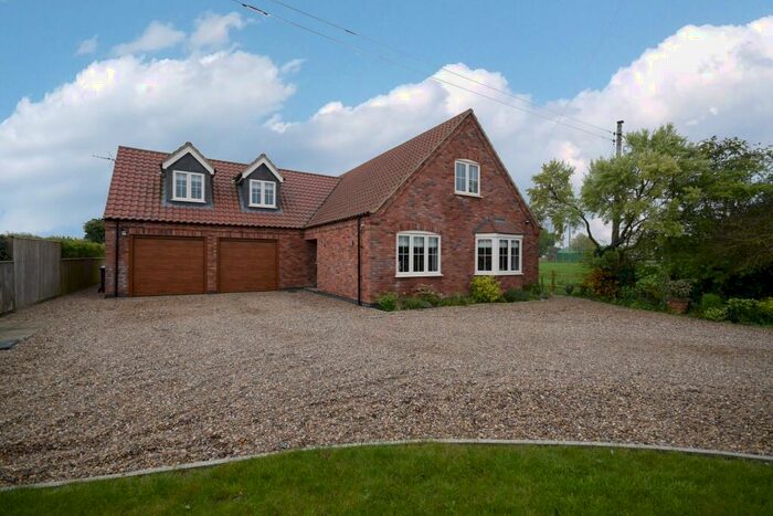 4 Bedroom Detached House For Sale In Wainfleet Road, Irby In The Marsh, PE24