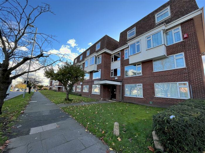 2 Bedroom Flat To Rent In Coventry Road, Yardley, Birmingham, B26