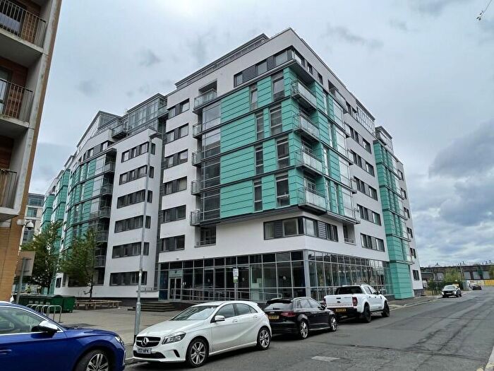 1 Bedroom Apartment To Rent In Manor Mills, Leeds City Centre, LS11