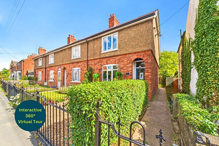 2 Bedroom End Of Terrace House For Sale In Chapel Street, Goxhill, North Lincolnshire, DN19